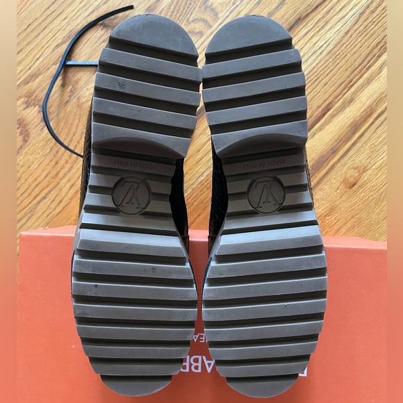 Louis Vuitton Laureate Platform Desert Boot - Picture 6 of 7